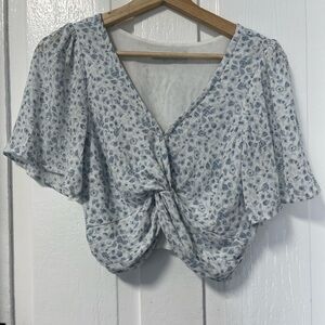 Abercrombie & Fitch knit front floral cropped top size xs